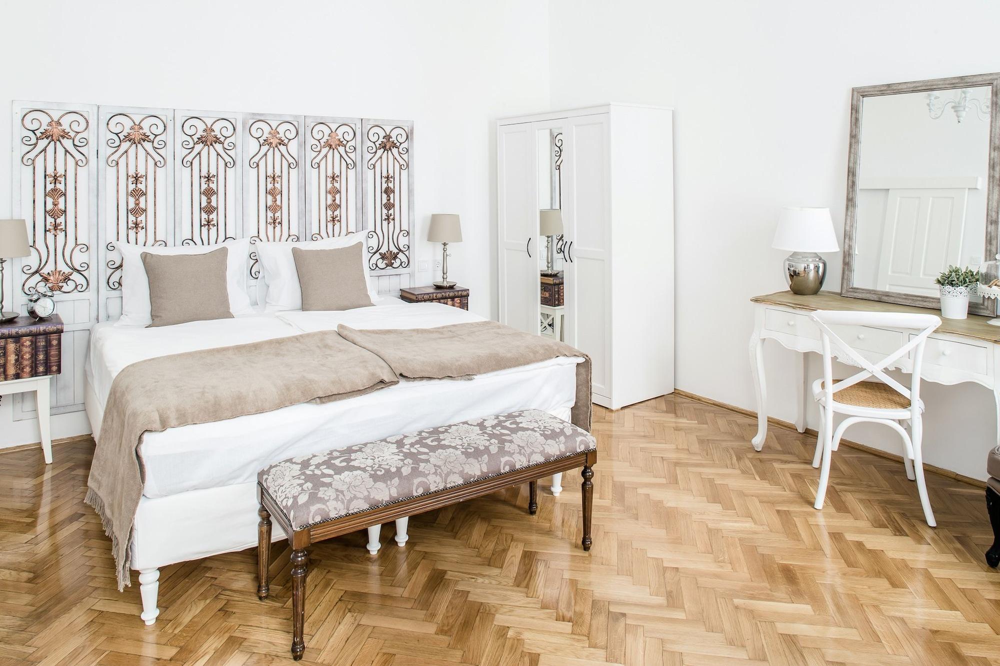 מלון Beletage-boutique 3*